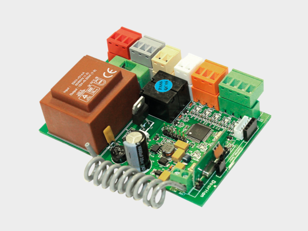 Блок управления рольставнями серии smartroll (умная роллета) для дистанционного управления внутривальными электроприводами роллет с помощью пультов DoorHan.